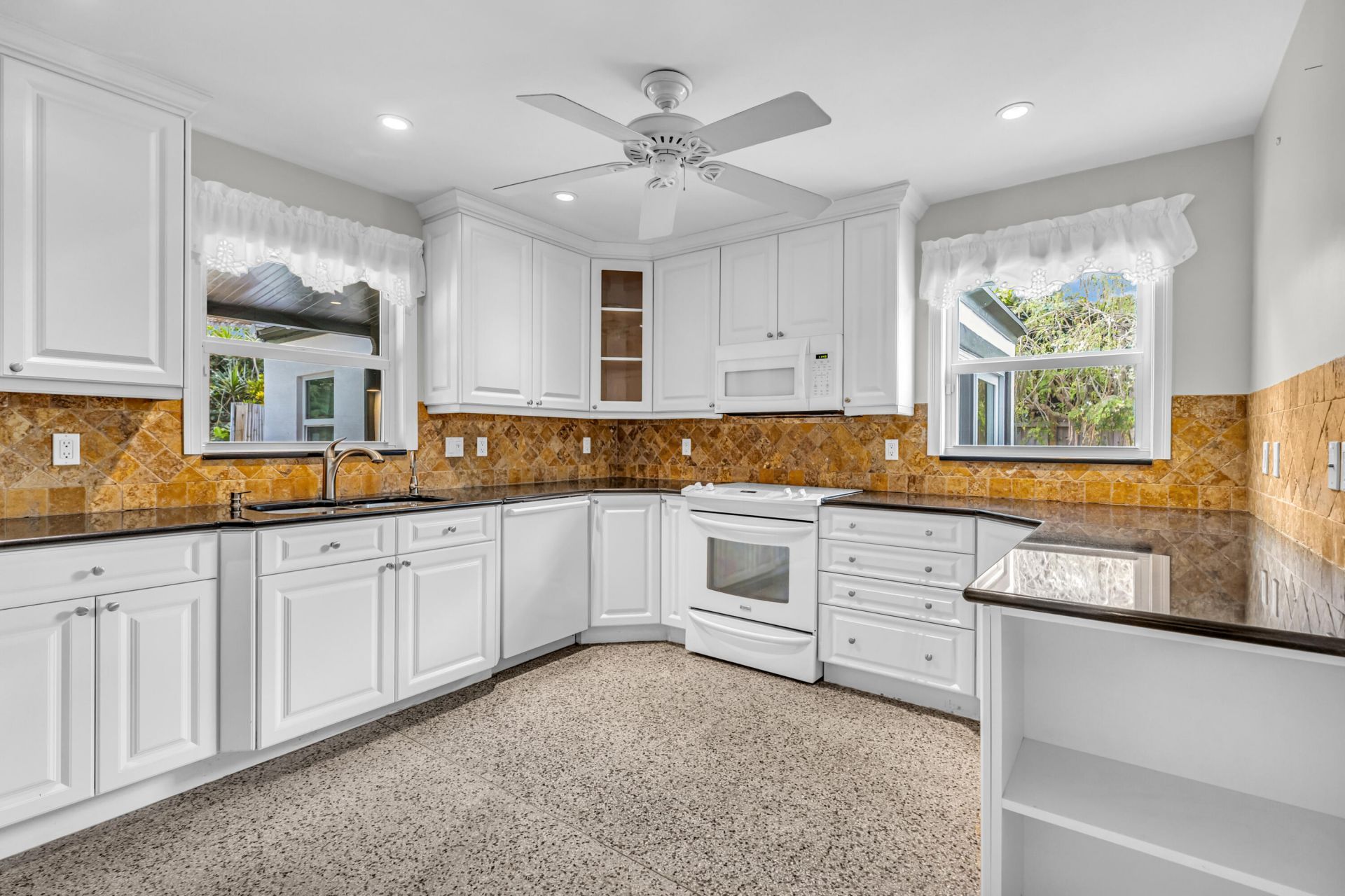 230 Beverly Road, West Palm Beach, FL 33405 Photo
