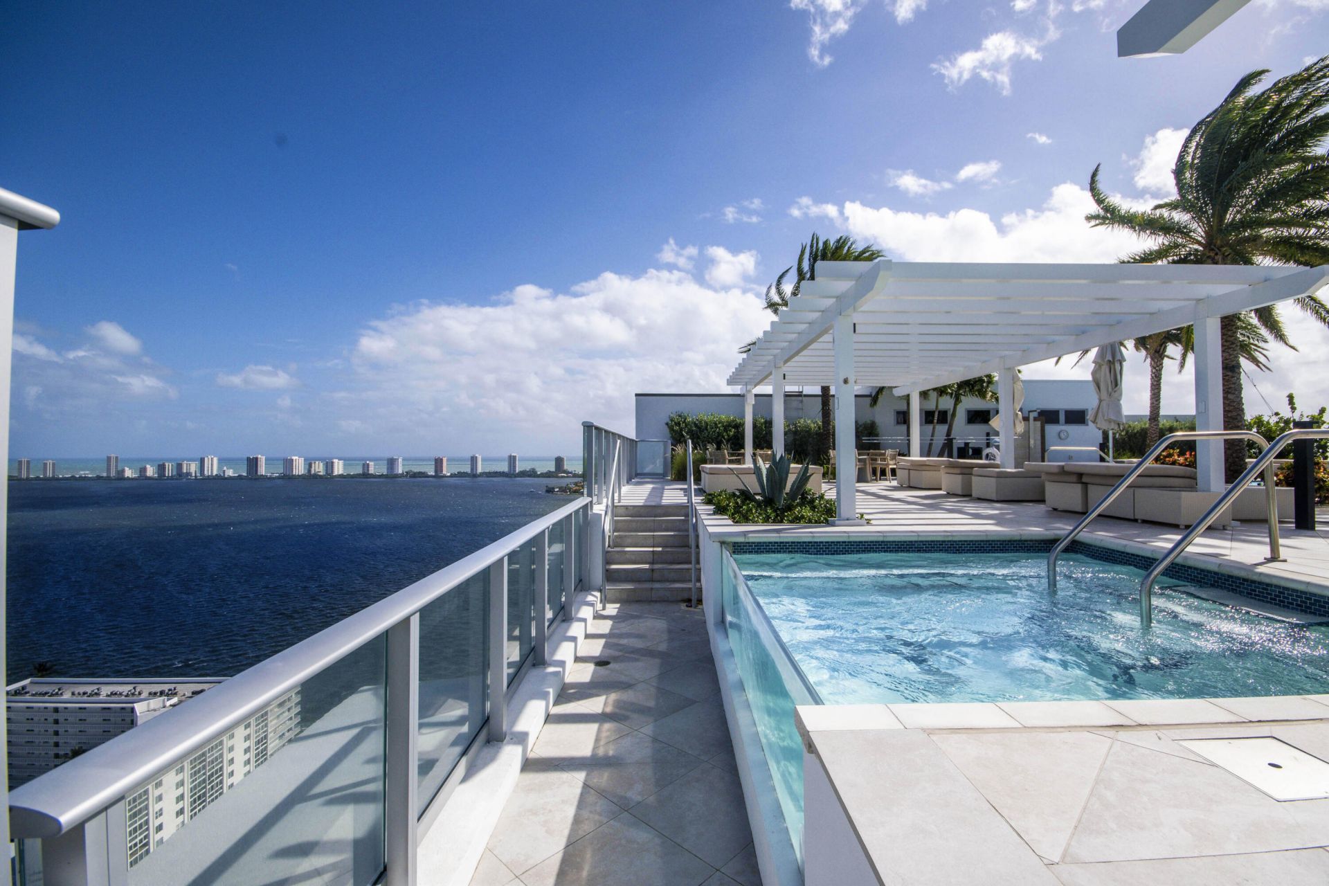220 Lake Shore Drive, Unit 813, West Palm Beach, FL 33403 Photo