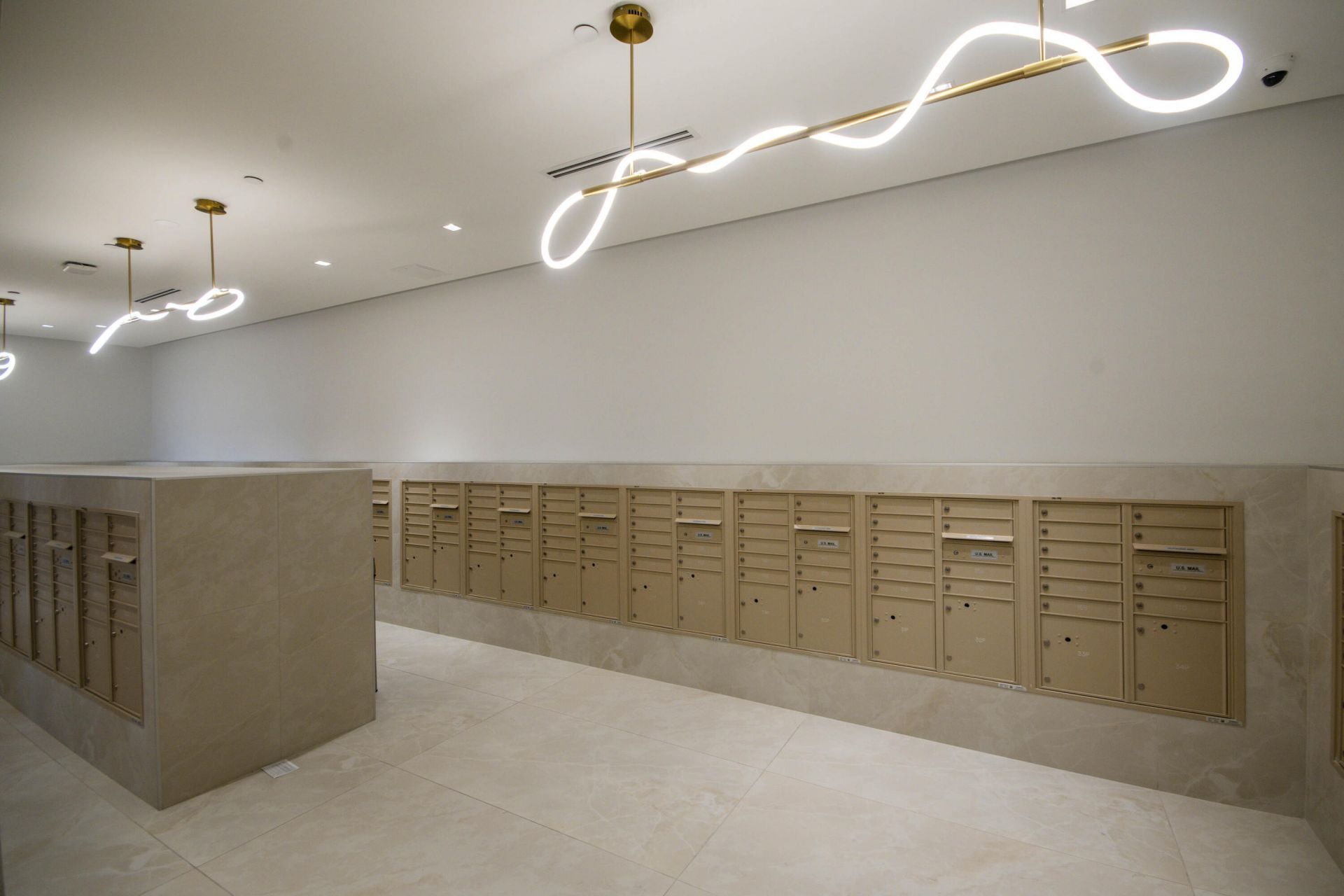 220 Lake Shore Drive, Unit 813, West Palm Beach, FL 33403 Photo