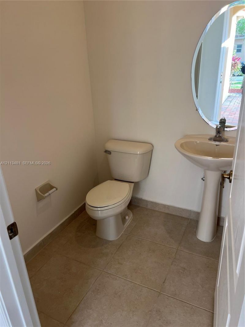 1133 NE 40th Rd , Homestead, FL 33033 Photo