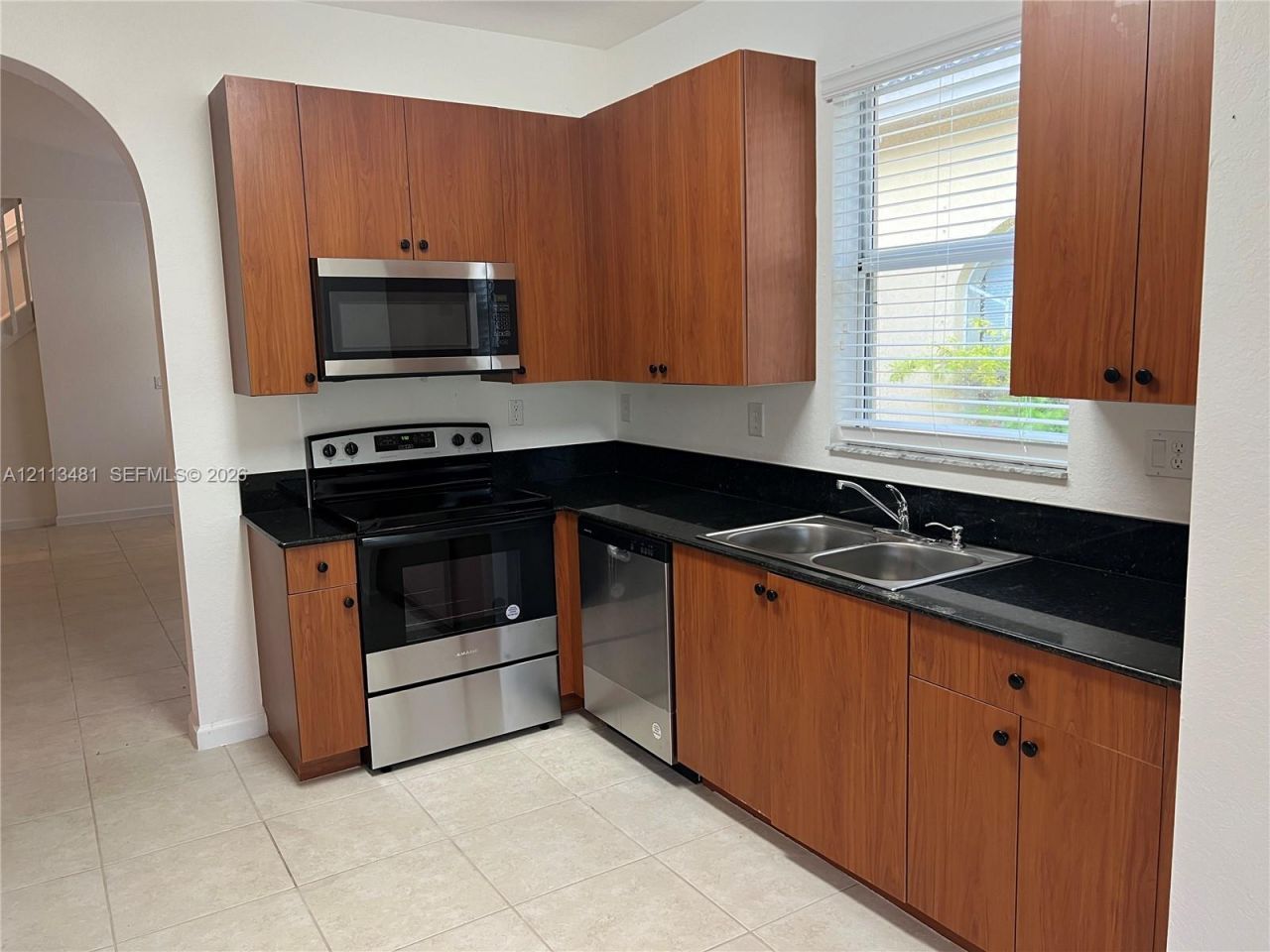 1133 NE 40th Rd , Homestead, FL 33033 Photo