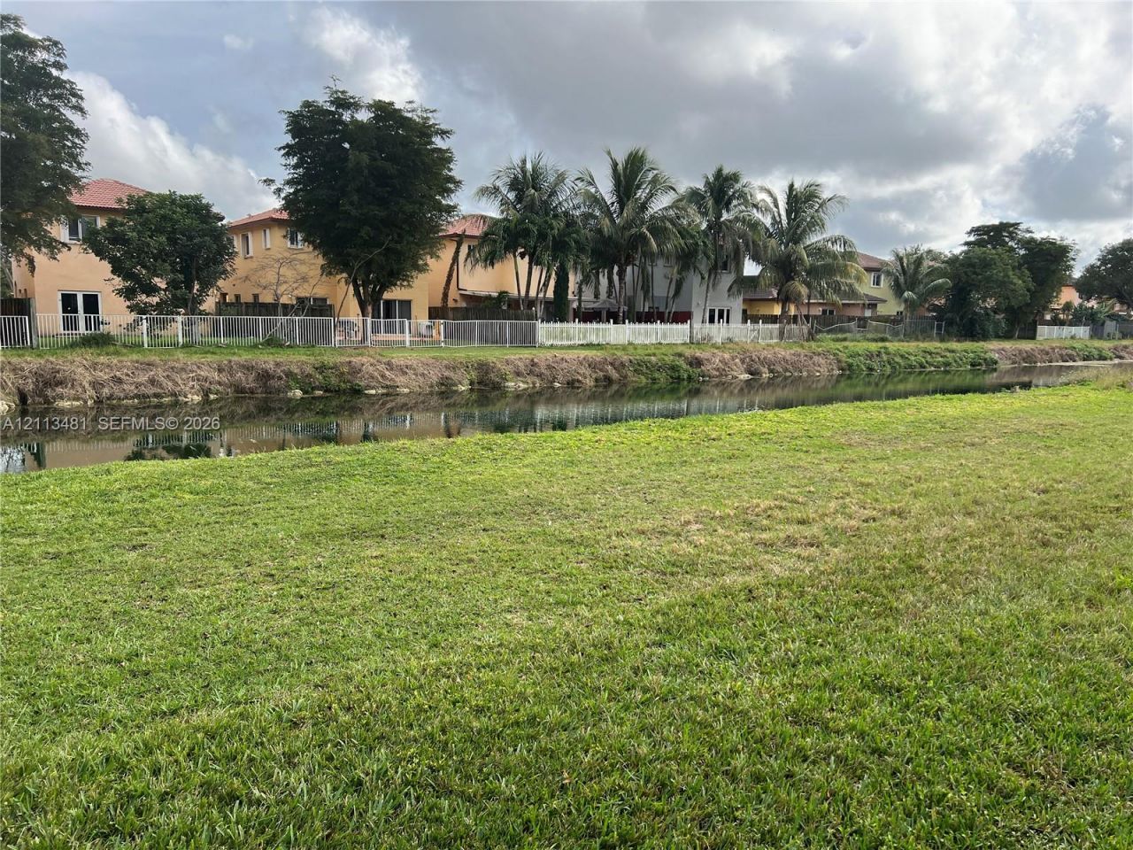 1133 NE 40th Rd , Homestead, FL 33033 Photo