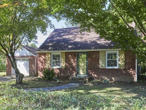 60 Mill Street, Rhinebeck, NY 12572