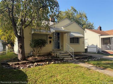 7457 N Silvery Lane, Dearborn Heights, Mi 48127