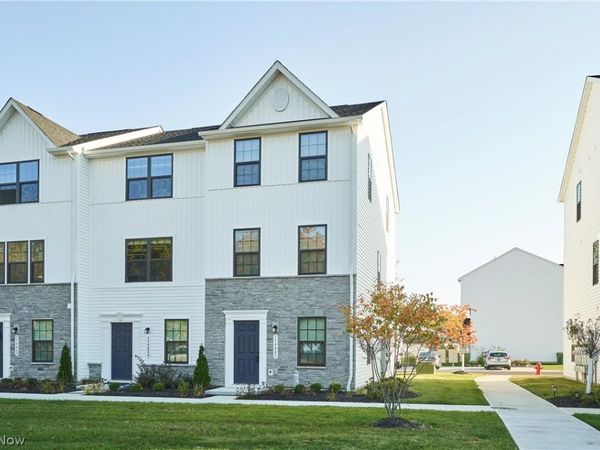 5598 Sea Glass Lane, Unit A5, Mentor on the Lake, OH 44060