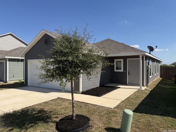 8920 BROAD WING DR, San Antonio, TX 78222