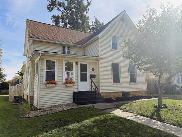 1006 6th Avenue , Sterling, IL 61081