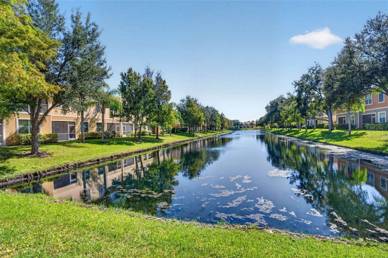 5463 Soapstone Place, Unit 23-106, Sarasota, FL 34233 Photo