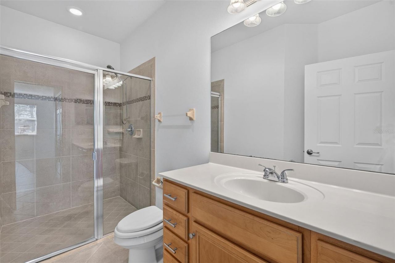 5463 Soapstone Place, Unit 23-106, Sarasota, FL 34233 Photo