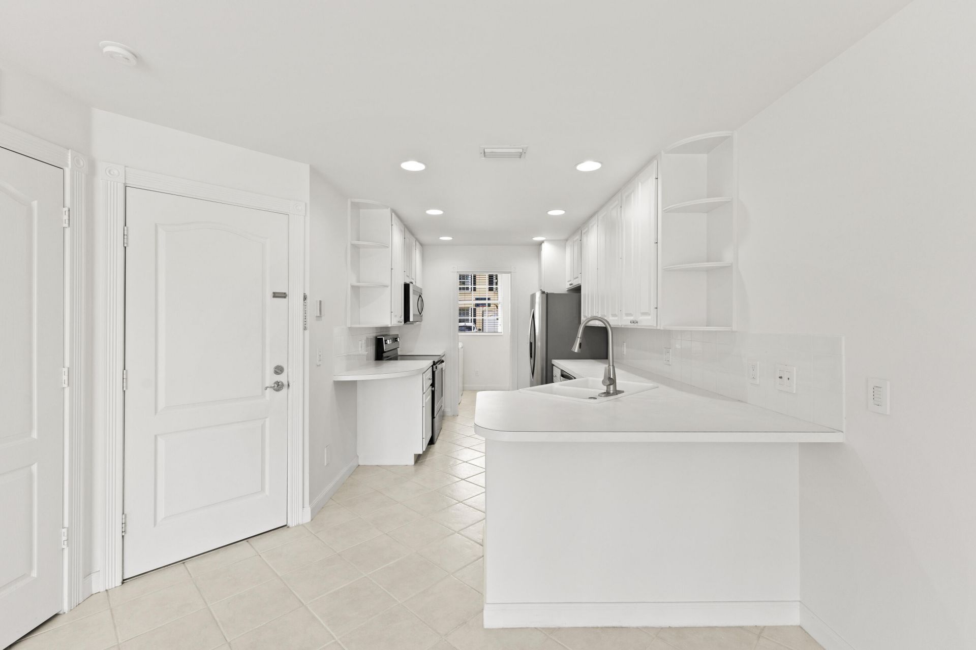 2006 W Tigris Drive, West Palm Beach, FL 33411 Photo