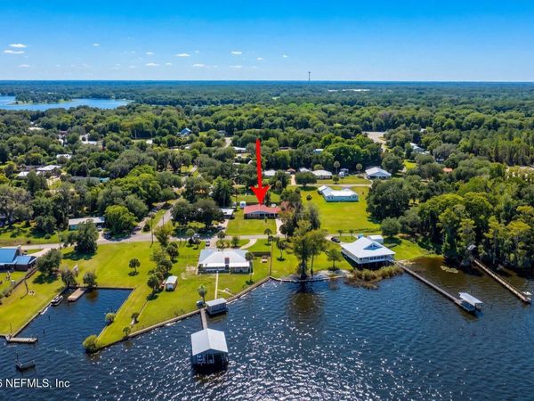 703 N LAKE Street, Crescent City, FL 32112
