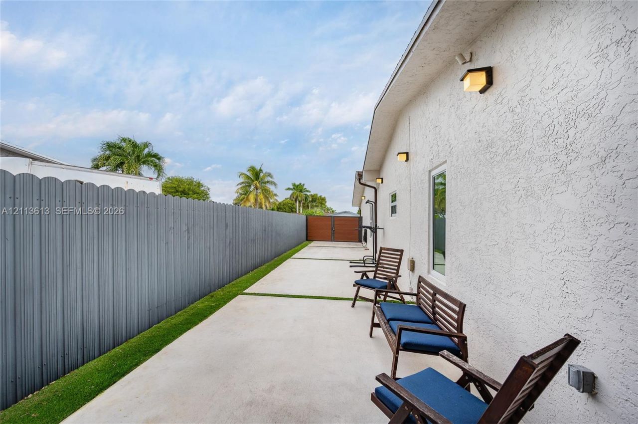 14420 SW 71st Ln , Miami, FL 33183 Photo