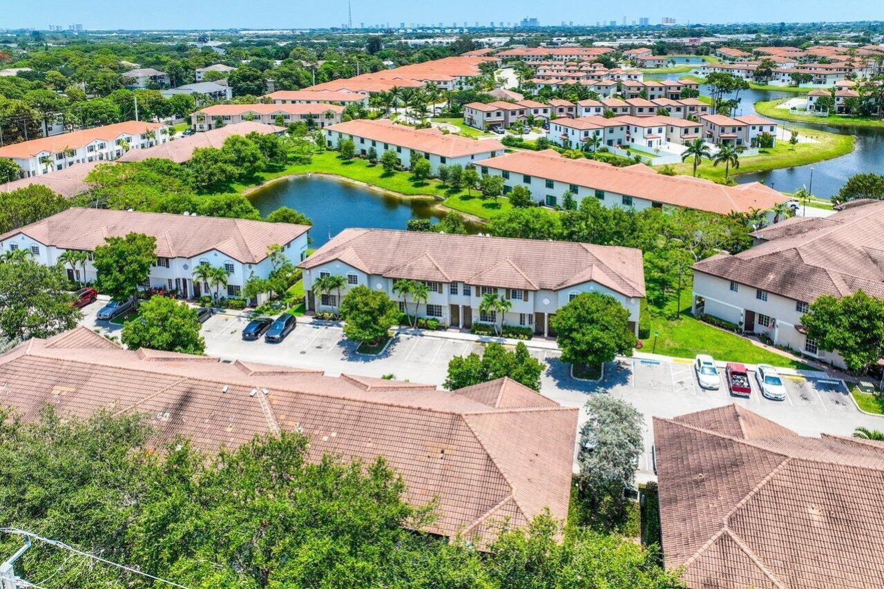 4157 Napoli Lake Drive, Riviera Beach, FL 33410 Photo