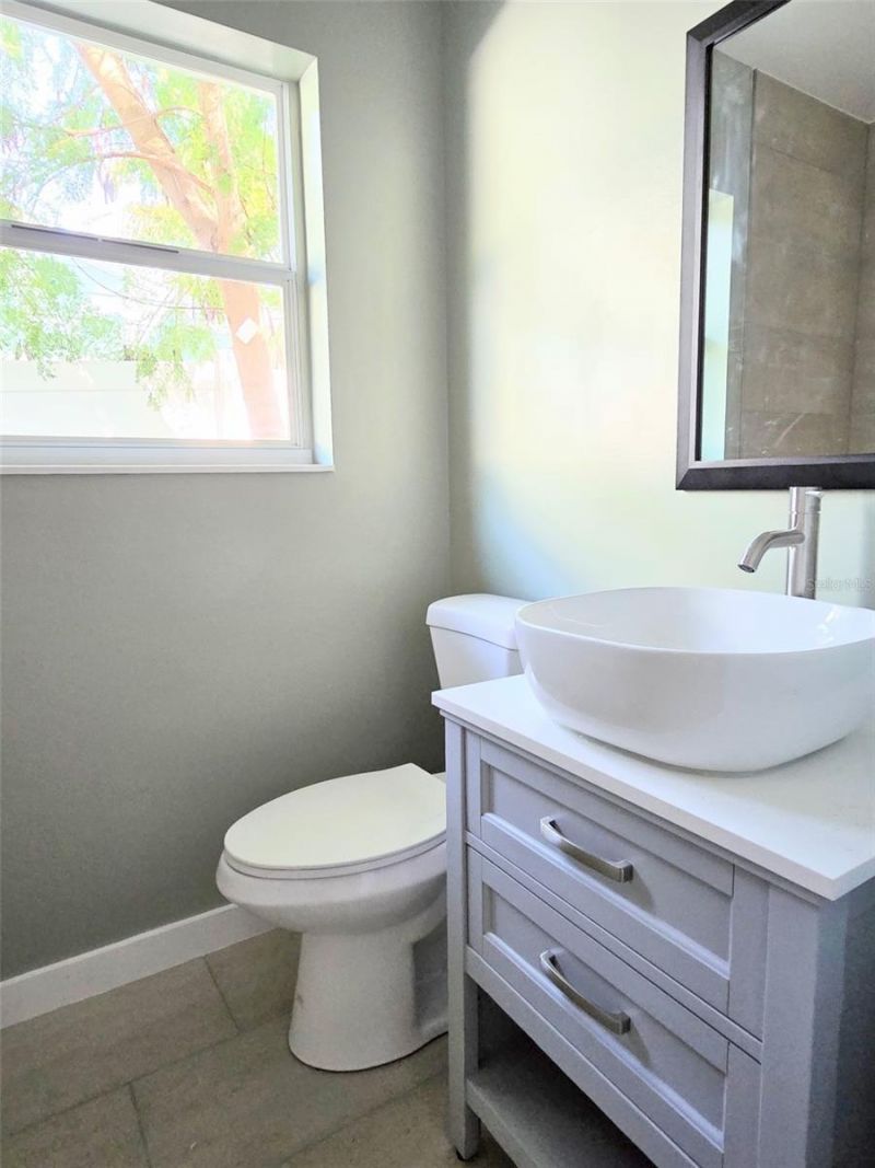 750 Bay Esplanade , Clearwater Beach, FL 33767 Photo