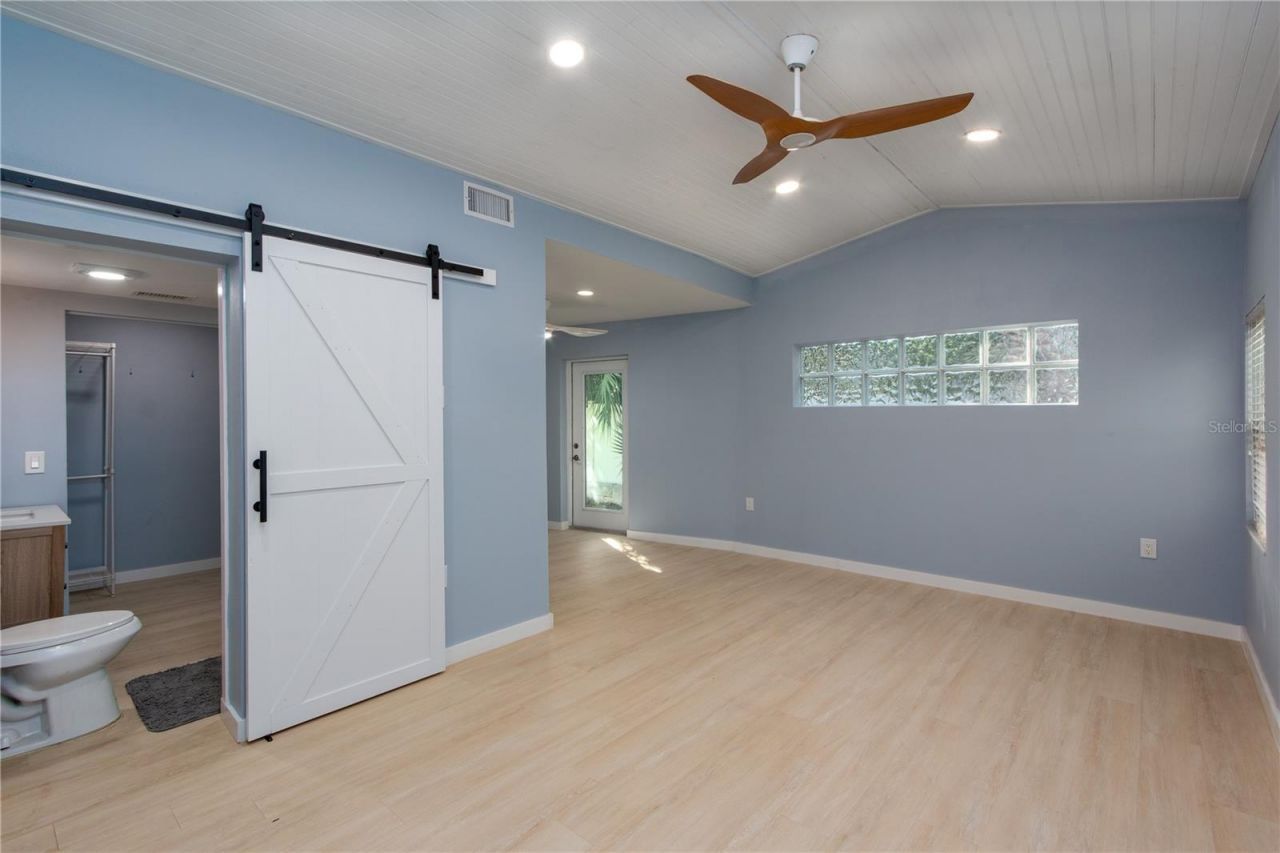 750 Bay Esplanade , Clearwater Beach, FL 33767 Photo
