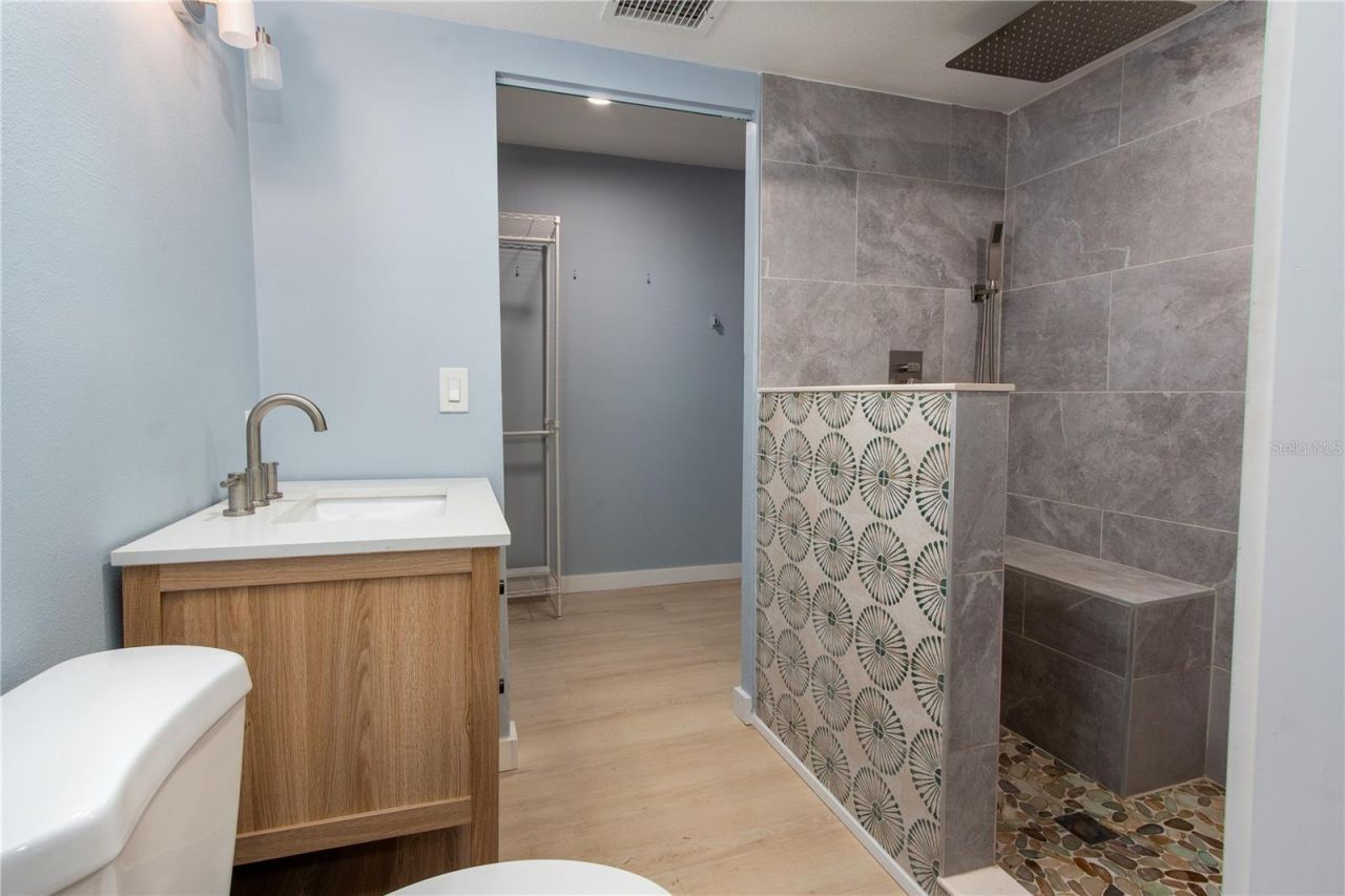 750 Bay Esplanade , Clearwater Beach, FL 33767 Photo