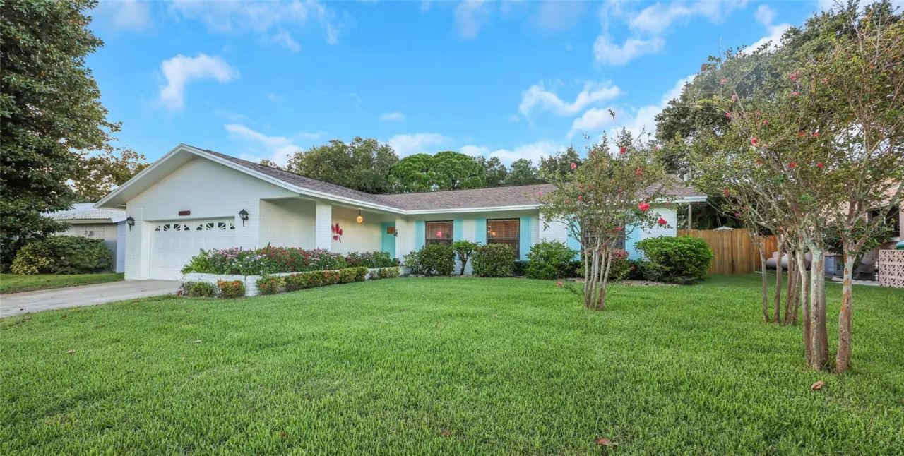 14221 N 82nd Avenue, Seminole, FL 33776 Main Photo
