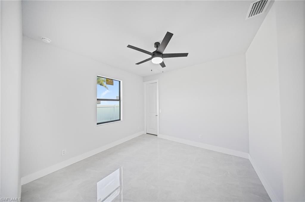 933 NW 8th Ter , Cape Coral, FL 33993 Photo
