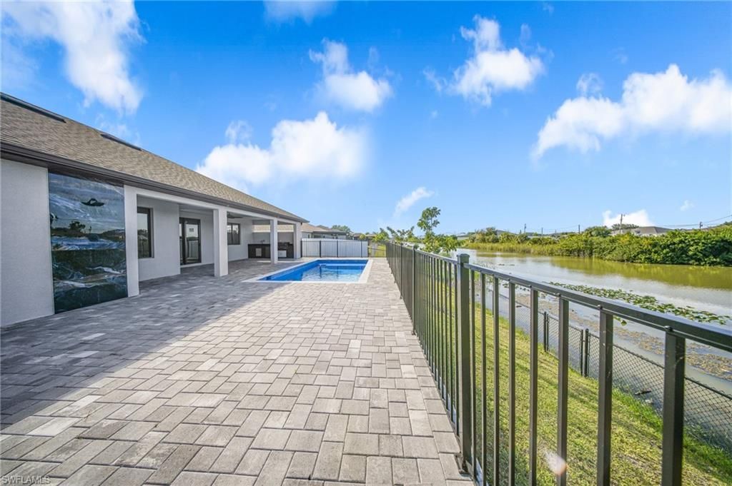 933 NW 8th Ter , Cape Coral, FL 33993 Photo