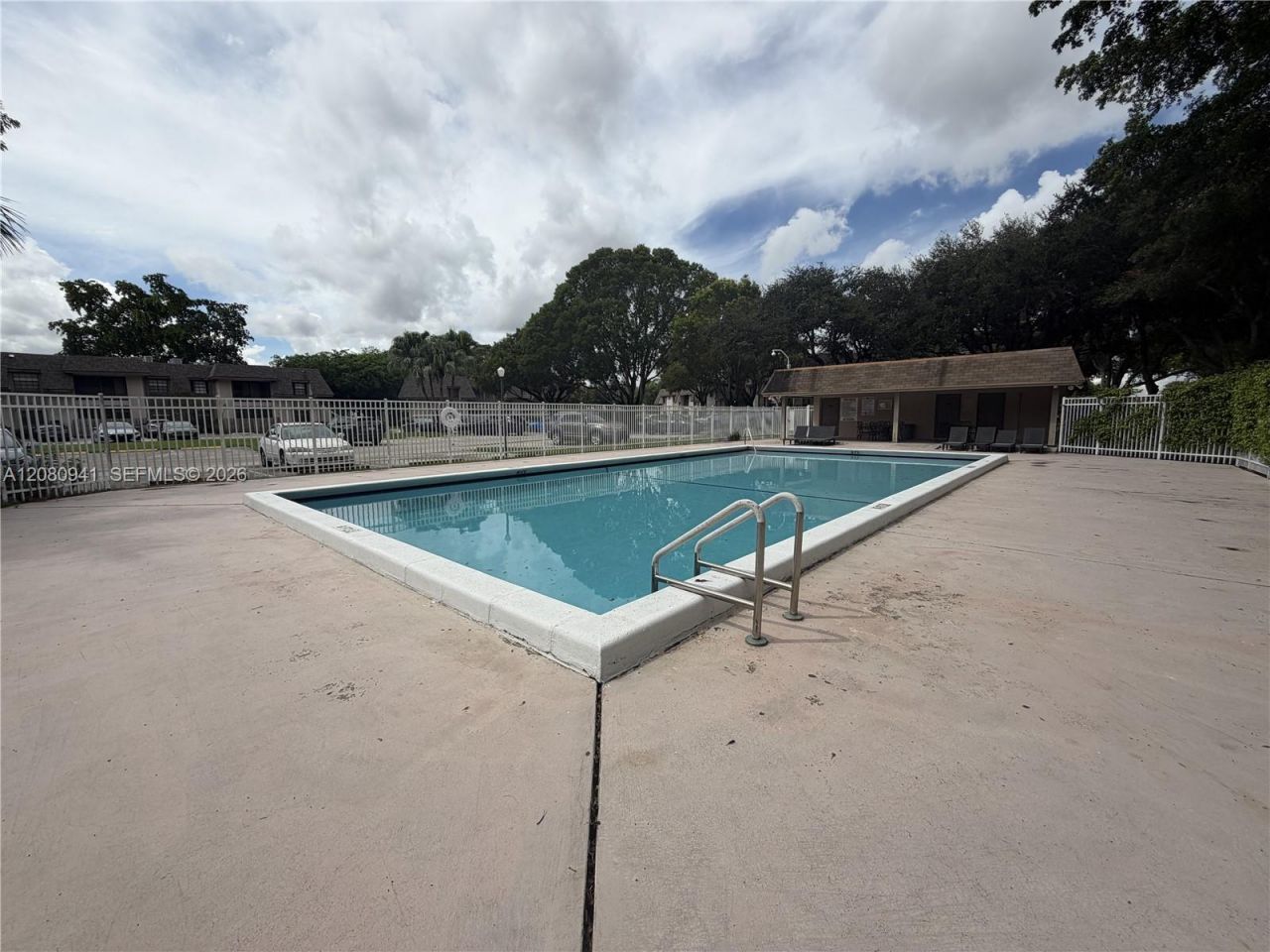 3686 NW 95th Ter , Unit 4M, Sunrise, FL 33351 Photo