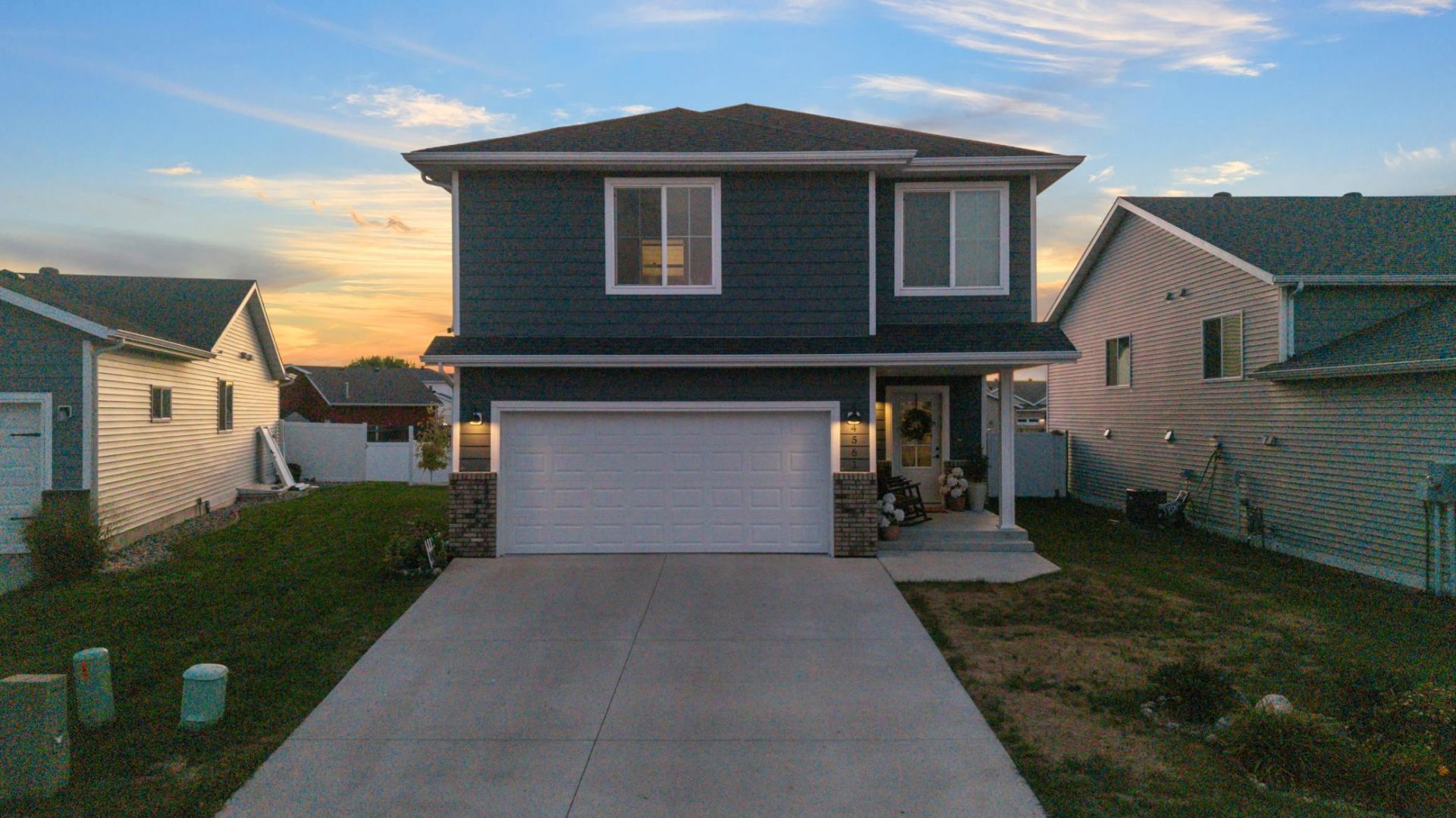 4561 17th Street S, Moorhead, MN 56560 Main Photo