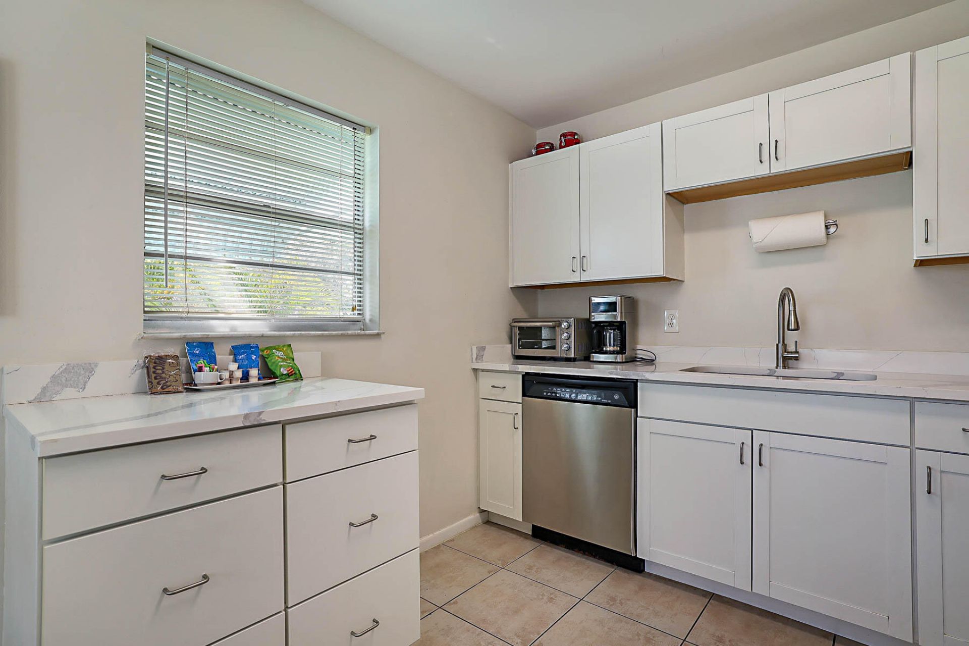 8615 SE Lyons Road, Hobe Sound, FL 33455 Photo
