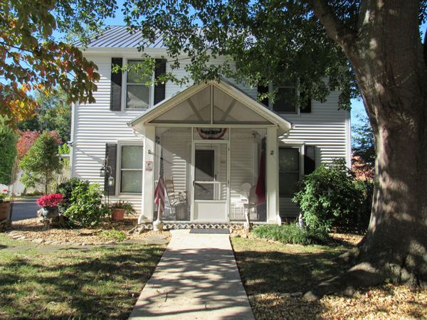 611 E Grundy St , Tullahoma, TN 37388