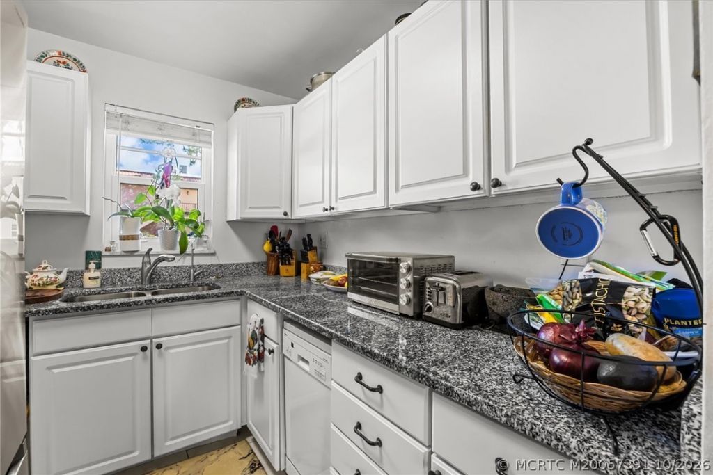 1943 SW Palm City Road, Unit D, Stuart, FL 34994 Photo