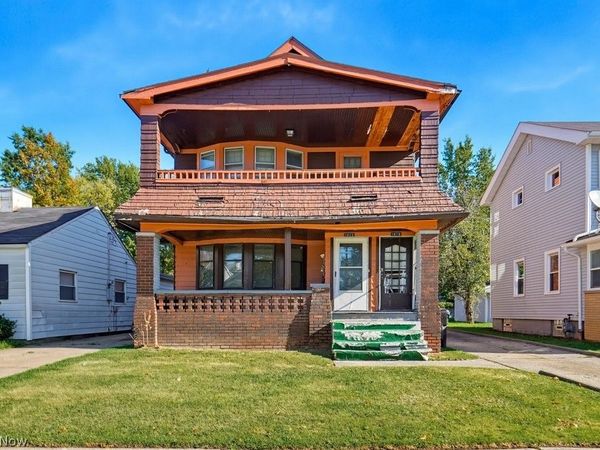 1673 Hillview Road , Cleveland, OH 44112