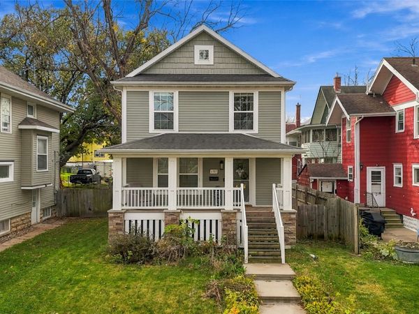 1707 Washington Avenue SE, Cedar Rapids, IA 52403