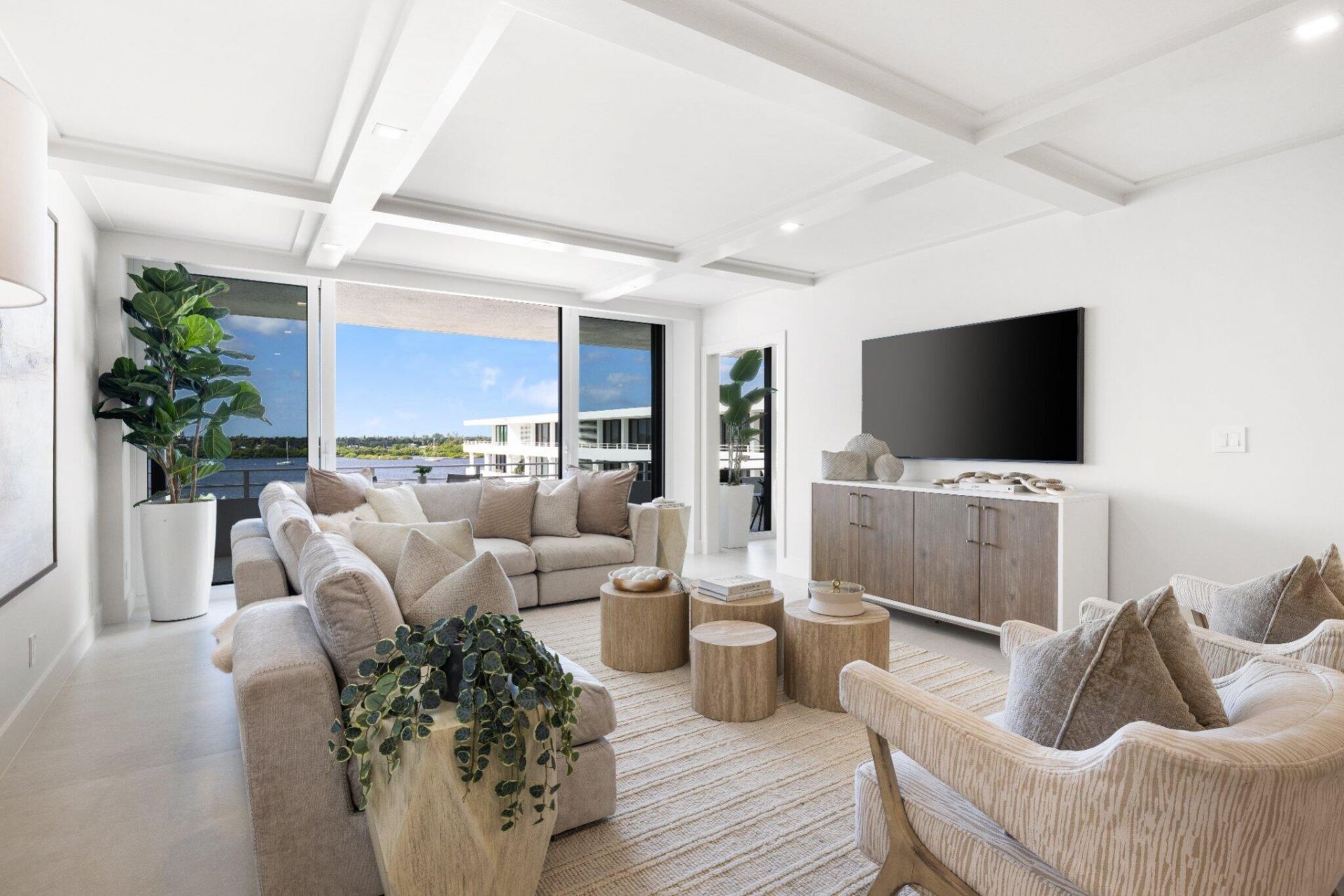 2784 S Ocean, Unit 502E, Palm Beach, FL 33480 Photo