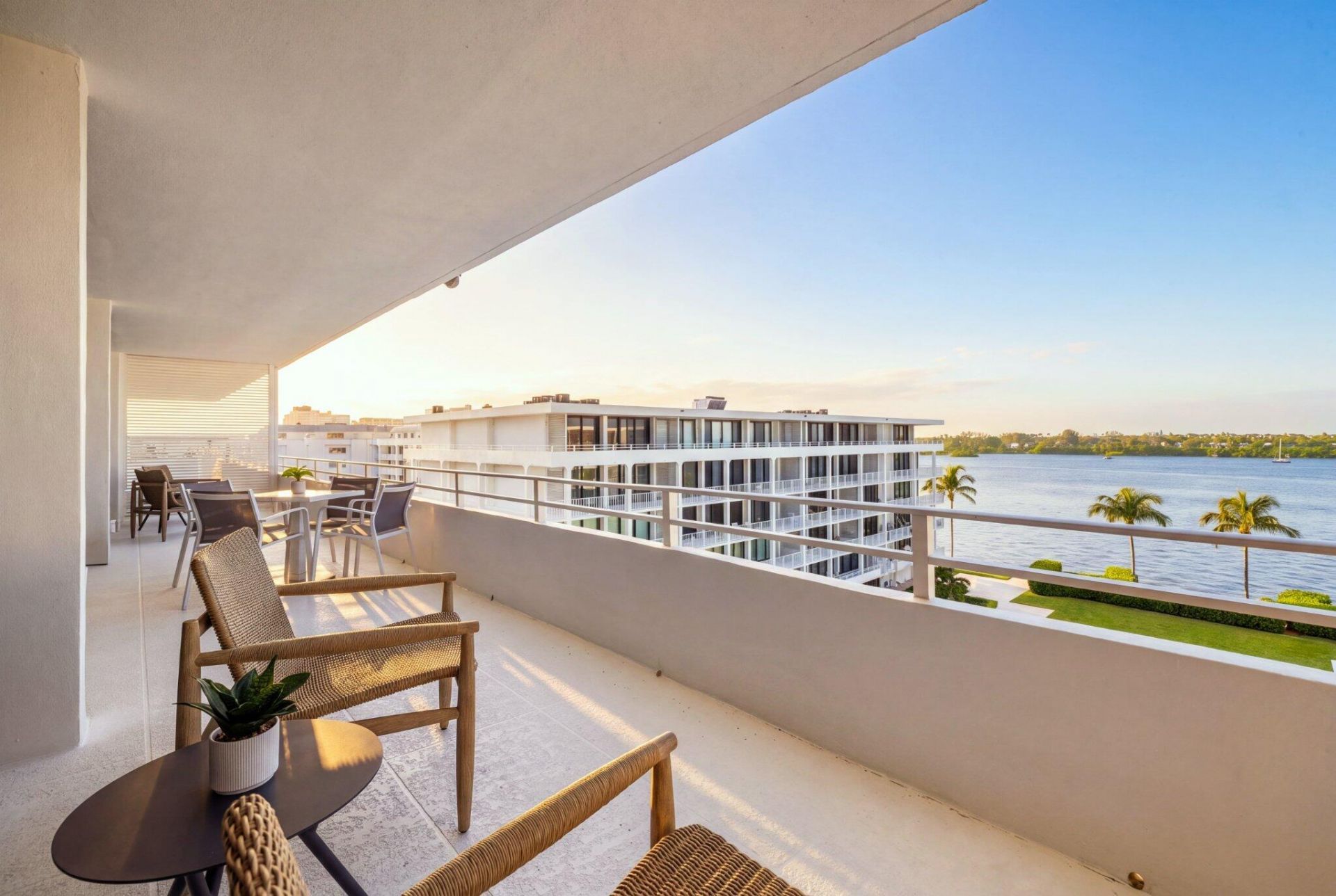 2784 S Ocean, Unit 502E, Palm Beach, FL 33480 Photo