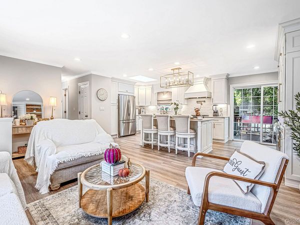 30 Marbeth Circle , Miller Place, NY 11764