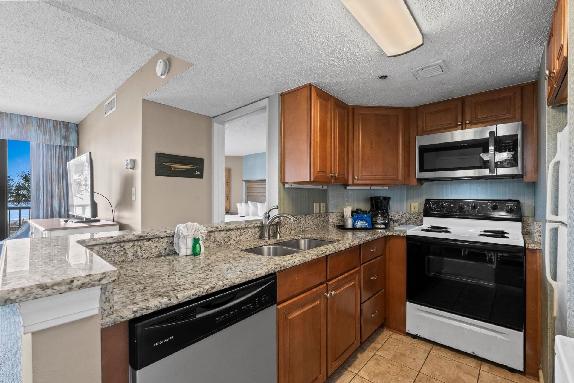 2701 N Ocean Blvd.  Photo 18