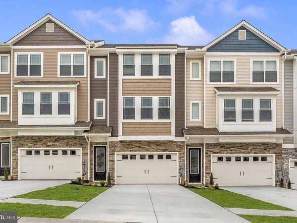 505 BARTHOLOMEW DRIVE , WAYNESBORO, PA 17268
