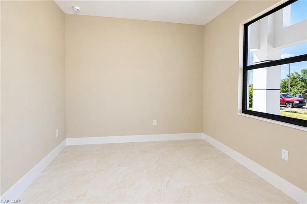 517 Paloma Ave , Lehigh Acres, FL 33974 Photo