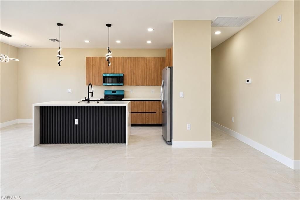 517 Paloma Ave , Lehigh Acres, FL 33974 Photo