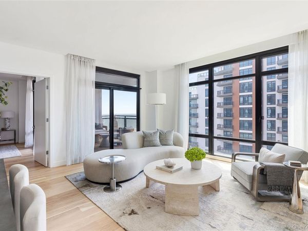 140 Boardwalk , Unit 404 B, Long Beach, NY 11561