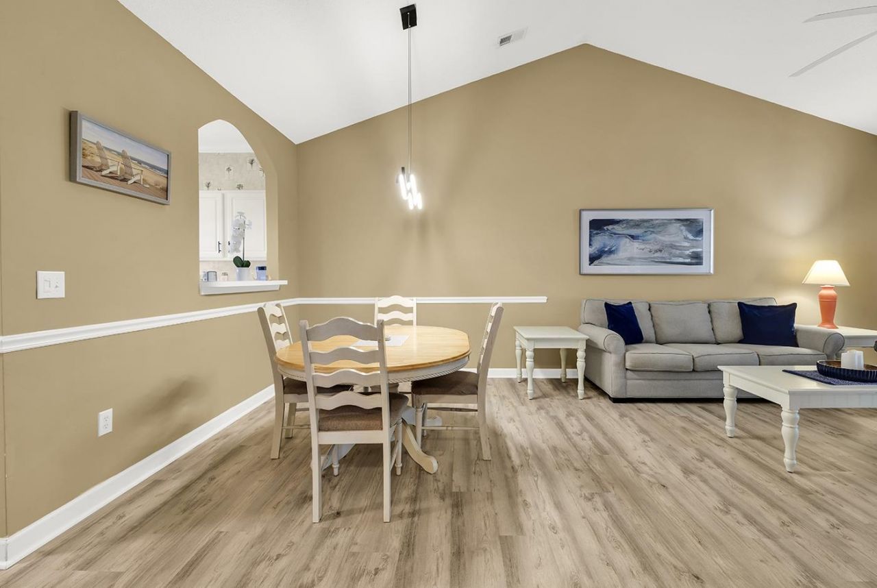 6015 Catalina Dr.  Photo 10