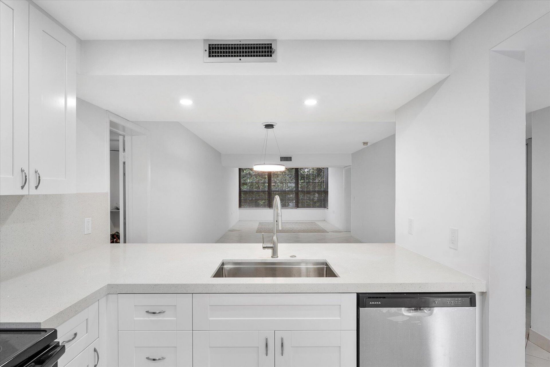 1528 Whitehall Drive, Unit 306, Davie, FL 33324 Photo