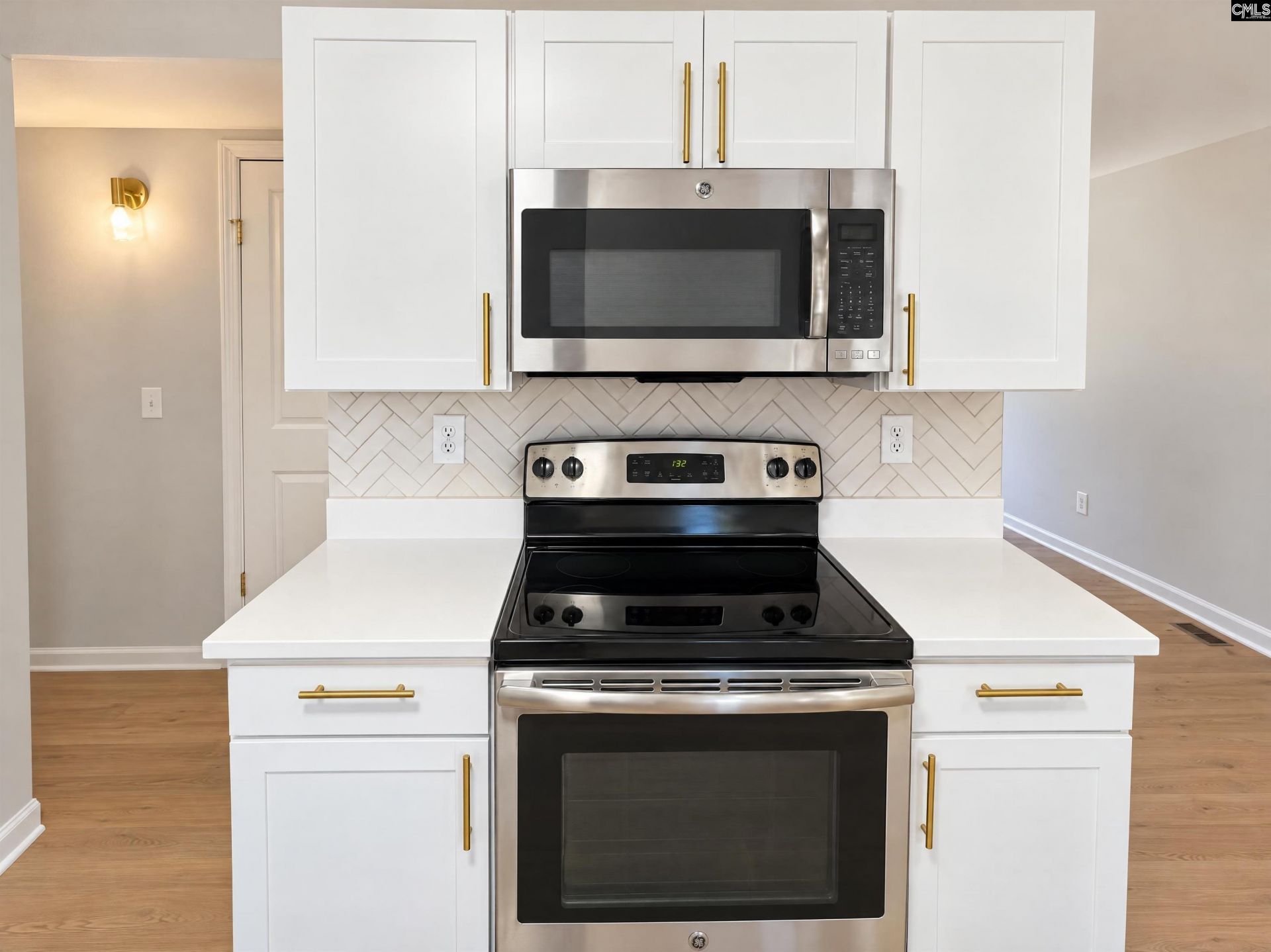 112 Riverview Court  Photo 10