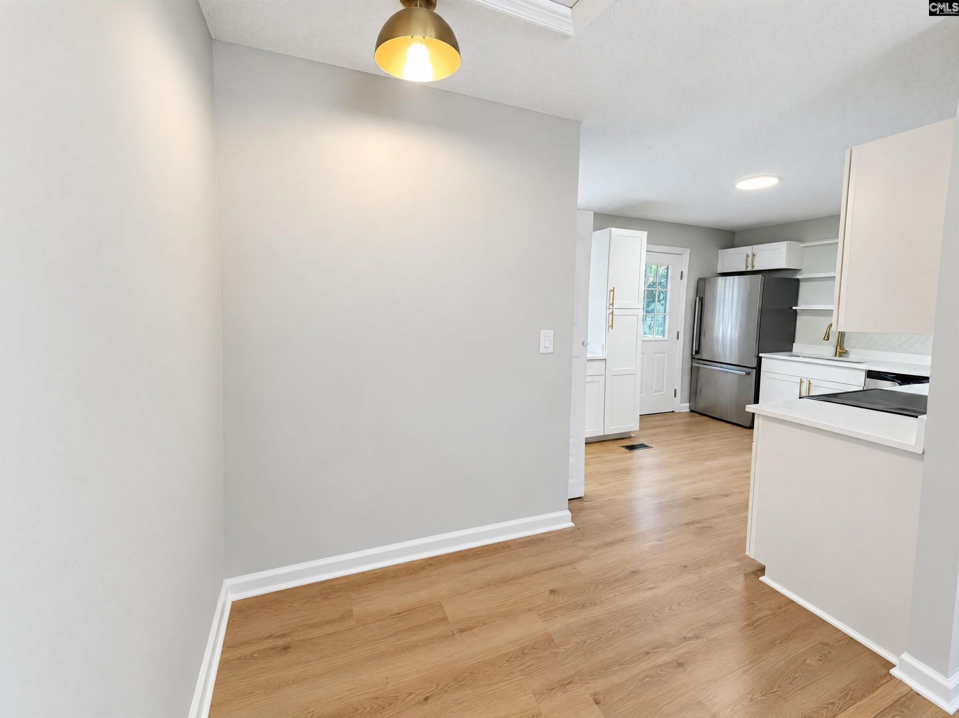 112 Riverview Court  Photo 15