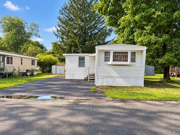 12 Betsy Ross , Bohemia, NY 11716