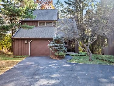 24 Andrews , Canandaigua, NY 14424