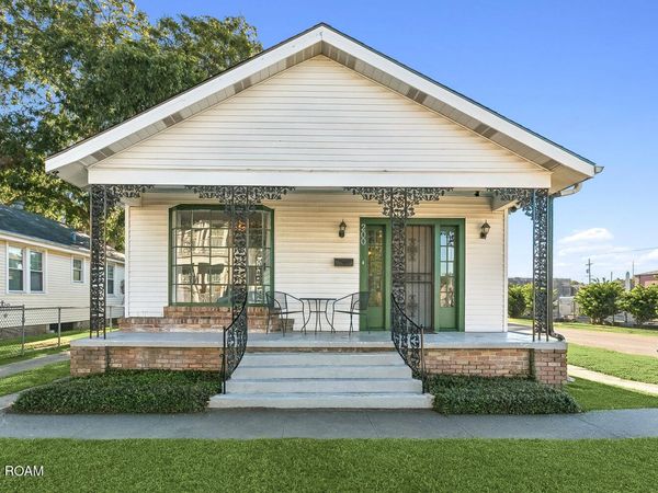 200 Helena Street , New Orleans, LA 70119