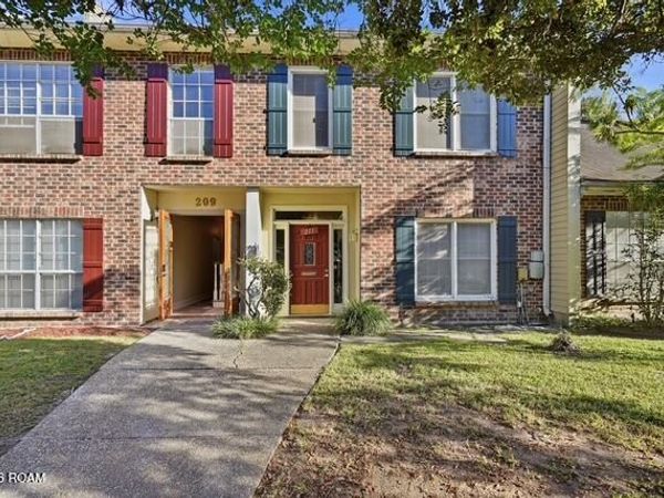211 Cherry Street , Lafayette, LA 70506