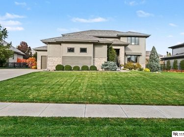 21034 X Street, Omaha, NE 68022
