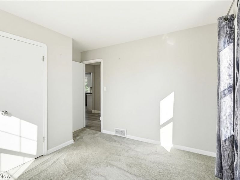 5618 Virginia Avenue, Parma, OH 44129 Photo 18