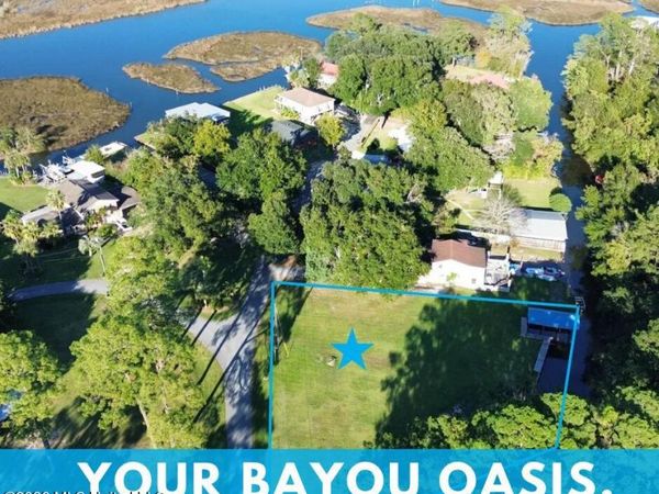 Seamist Drive, Gautier, MS 39553