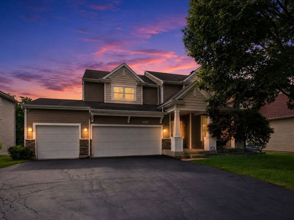 1009 Grove Lane, Lombard, IL 60148